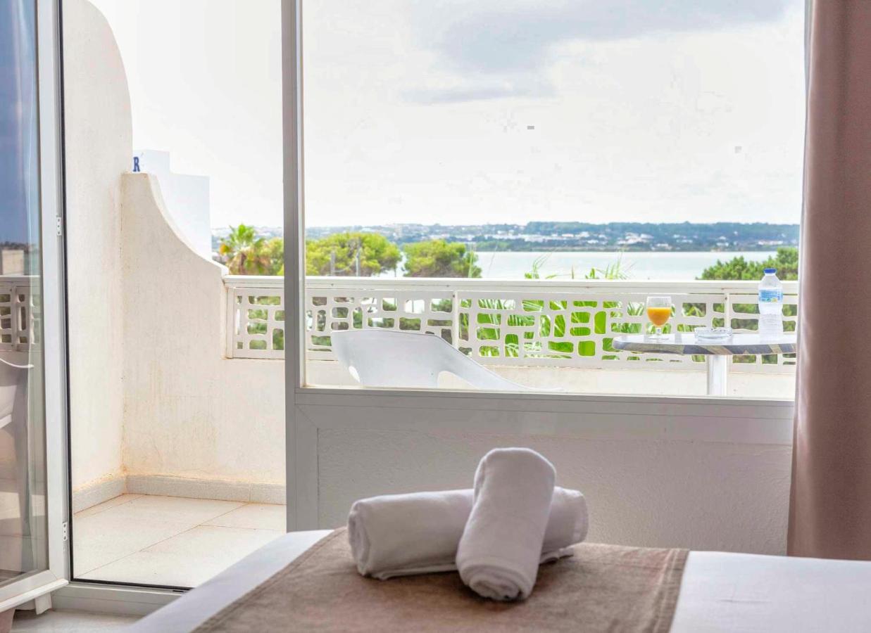 Roquetes Rooms - Formentera Break Es Pujols Exterior foto